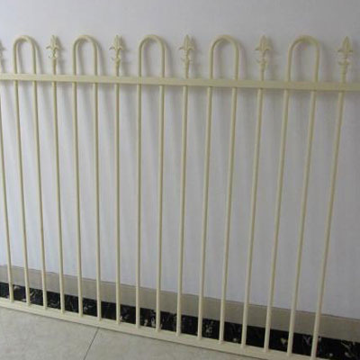 Loop And Spear Top Fence